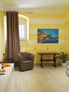 A seating area at Tecla House