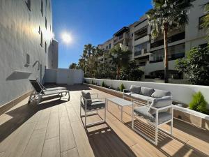 Balkón nebo terasa v ubytování PUSHE Playa Granada Beach & Golf 13