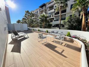 Balkón nebo terasa v ubytování PUSHE Playa Granada Beach & Golf 13