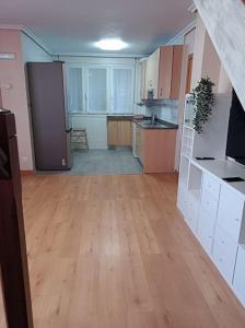 Kuchyň nebo kuchyňský kout v ubytování Apartamento de playa en Suances