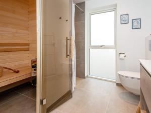 Koupelna v ubytování Luxury Retreat in Romo - By Traum Ferienwohnungen + 62 fotografií