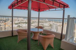 En balkong eller terrass på Wahaj Hotel Apartments 2