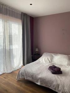A bed or beds in a room at Eco-Chalet Matschiedl