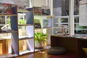 Kuchyň nebo kuchyňský kout v ubytování OwlStay Flip Flop Hostel - Garden