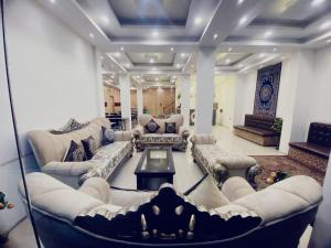 Setusvæði á Gulshan Palace By Seven Hills Srinagar By Him Haults Hospitality
