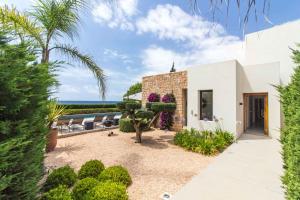 Vonkajšia záhrada v ubytovaní Villa Algarrobos