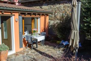 Zahrada ubytování Rustico al Sole - Just renewed 1bedroom home in Ronco sopra Ascona