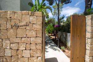 Ảnh trong thư viện ảnh của Villa Higueras ở Santa Eularia des Riu