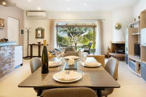 A seating area at Villa Red Porto Cheli