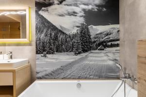 Fotografie z fotogalerie ubytování APARTAMENT No 2 MOUNTAIN VIEW Sauna Priv z ogrodem okolice Zakopane Czorsztyn Kluszkowce v destinaci Kluszkowce + 72 fotografií