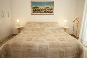 Posteľ alebo postele v izbe v ubytovaní Guesthouse Rovinj (4285)