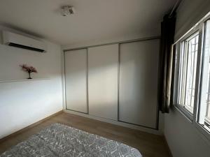 Posteľ alebo postele v izbe v ubytovaní Apartment Torremolinos