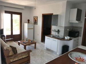 A kitchen or kitchenette at great first floor appartment with view