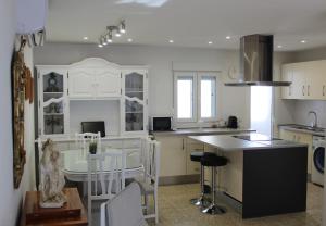 Kuchnia lub aneks kuchenny w obiekcie Apartamento Calle Huelva by CasaTuristica
