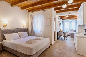 A bed or beds in a room at Casa Del Balsamo