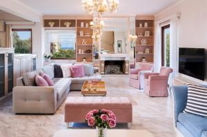 Gallery image of Villa Vanelia Mare in Kalamaki Chanion