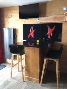 Μια τηλεόραση ή/και κέντρο ψυχαγωγίας στο Les Appartements de Maé