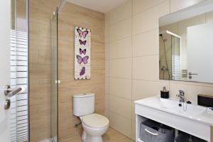 Ένα μπάνιο στο Apartamentos da Cidade +9 φωτογραφίες