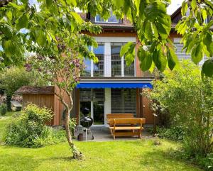 Zahrada ubytování Ferienhaus BMB mit Blick auf den Bodensee und Konstanz