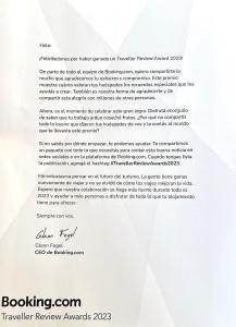 una carta de rechazo para un profesor en un documento de investigación ansicsnsicsnsics en Recoleta Luxury Apartment en Buenos Aires