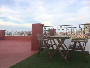 Fotografia z galérie ubytovania cosy apt terrace in downtown v destinácii Valencia