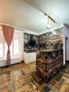Köök või kööginurk majutusasutuses Shirbakyan Boutique Hotel & Apartments