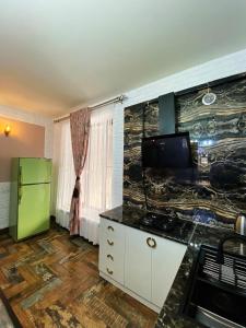Köök või kööginurk majutusasutuses Shirbakyan Boutique Hotel & Apartments