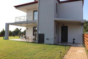 The building in which the holiday home is located