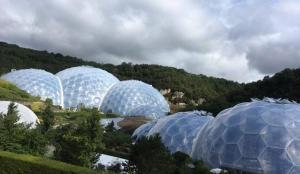 a group of plastic domes in a field at Eden's Yard Backpackers in St Austell