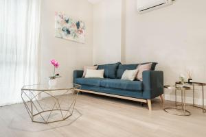 Posedenie v ubytovaní Cozy apartment with parking in the center by REMS