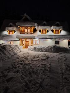 Budova, v ktorej sa vila nachádza
