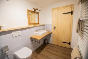 Koupelna v ubytování Landhotel zum Matthiasl