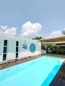 Bazén v ubytování Pool Villa Banana House Pai nebo v jeho okolí