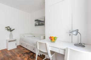 Zdjęcie z galerii obiektu Appartement Magenta Quest w Paryżu