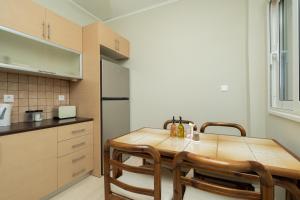 Kuchyňa alebo kuchynka v ubytovaní Blanco Apartment by A&D Properties