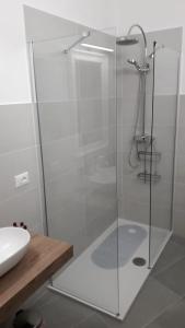 A bathroom at Gelsomino B&B Apartment