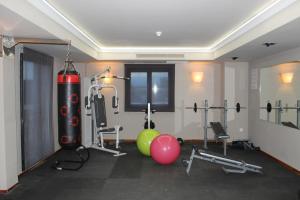 Posilňovňa alebo fitness centrum v ubytovaní Hotel Restaurante El Tollo