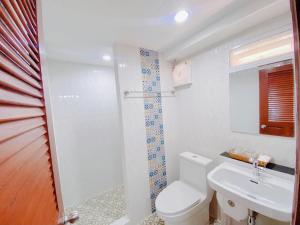 Ванна кімната в Doithinnan Resort