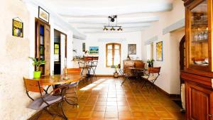 Гостиная зона в La Bastide du Paradou +27 фотографий