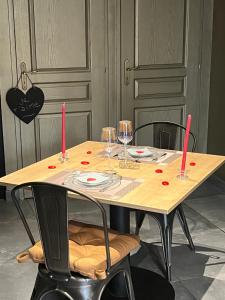 Nápoje v ubytování Suite romantique avec ambiance cocooning + 13 fotografií