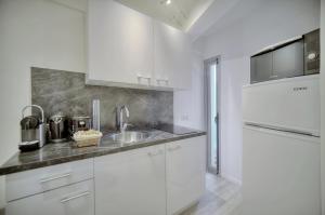 Zdjęcie z galerii obiektu Superb studio, brand new, comfortable - Cannes w Cannes