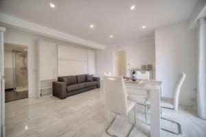Zdjęcie z galerii obiektu Superb studio, brand new, comfortable - Cannes w Cannes +16 zdjęć