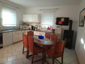 Afbeelding uit fotogalerij van Ljubica Apartman in Pirovac