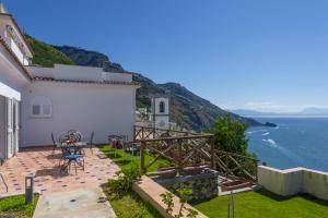 Příroda nedaleko vily