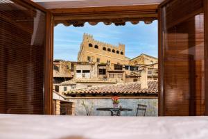 Fotografie z fotogalerie ubytování Apartamento Duplex Puente de Piedra, en un enclave único y exclusivo v destinaci Valderrobres