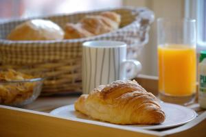 อาหารเช้าซึ่งให้บริการแก่ผู้เข้าพักที่ Castle ten Berghe Château