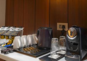 Kemudahan buat kopi dan teh di The Kabo