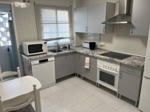 Kuchyň nebo kuchyňský kout v ubytování Apartamento en Estepona Marbella
