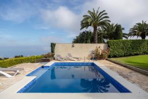 Bazén v ubytovaní Los Paredones Farm - Private Pool - Garden alebo v jeho blízkosti