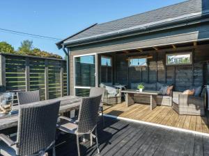 Galeriebild der Unterkunft 6 person holiday home in TORANGSVÅG-By Traum in Skår